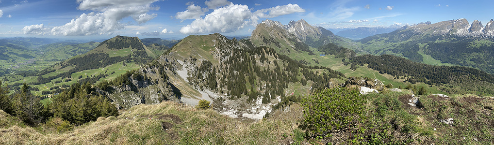 Rundwanderung von Stein zur Gmeinenwishöchi und Neuenalpspitz - Panorama 2 1018