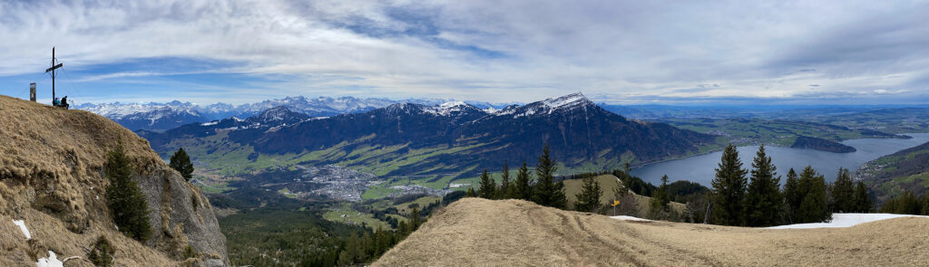 Rundwanderung Schönalphüttli - Wildspitz - Gnipen - Panorama 1