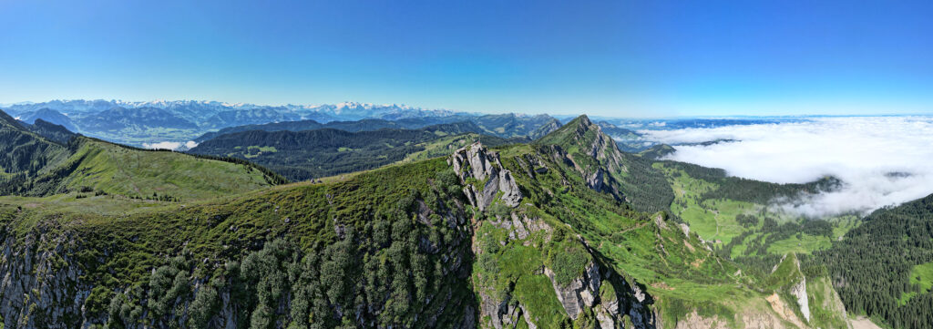 Rundwanderung Stäfeli - Mittaggüpfi - Stäfeliflue - Blaue Tosse - Risetestock - Panorama 2