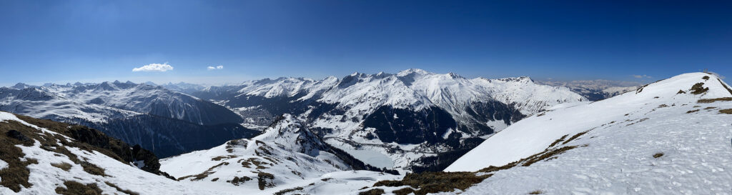 Schneeschuhwanderung Dörfji - Hüreli - Pischa (Davos) - Panorama 2