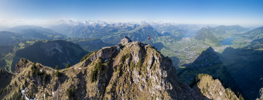 Rundwanderung Brunni Alpthal - Grosser Mythen - Panorama 2