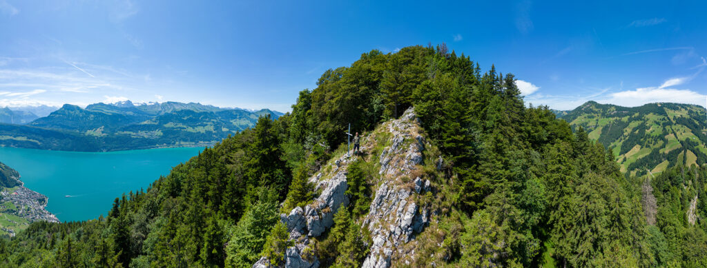 Rundwanderung Vitznau – Vitznauerstock – Gersauerstock - Panorama 2