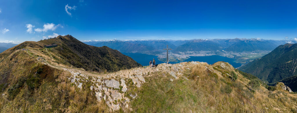 Rundwanderung Alpe di Neggia - Monte Gambarogno - Panorama 1