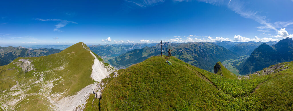 Rundwanderung Obersee - Rautispitz - Wiggis - Panorama 1