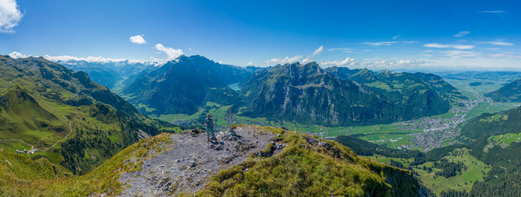 Rundwanderung Naturfreundehaus - Glarner Fronalpstock - Panorama 1