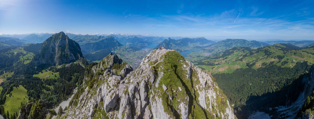 Rundwanderung Brunni Alpthal - Kleiner Mythen - Panorama 3