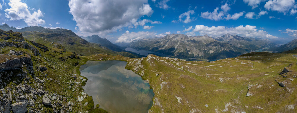 Wasserweg zu den 6 Lejin‘s 6 Seen Wanderung Furtschellas - Panorama 1