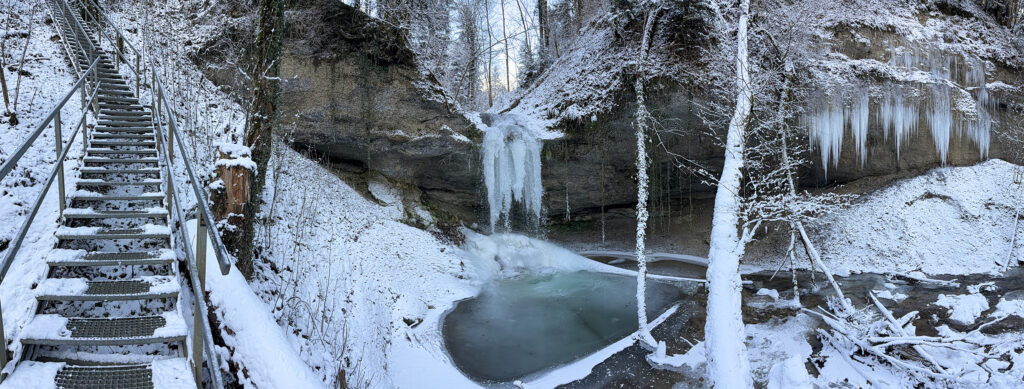 Rundwanderung Kollbrunn - Bäntal Giessen - Tüfelschilen - Panorama 3