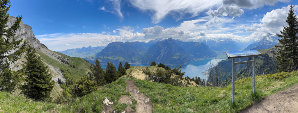 Rundwanderung Niederbauen - Niederbauen Kulm - Panorama 3