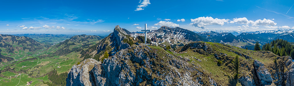 Rundwanderung Flühli - Schwändiliflue - Chessiloch