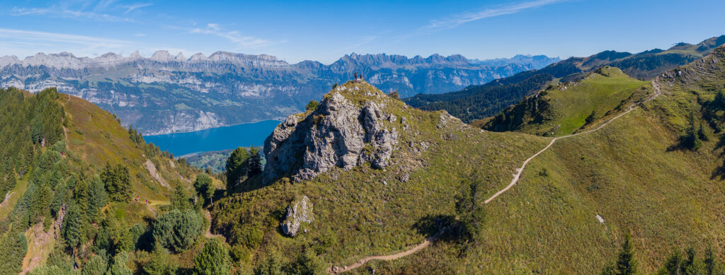 4 Gipfel Wanderung Flumserberg Tannebodenalp - Maschgenkamm - Panorama 2