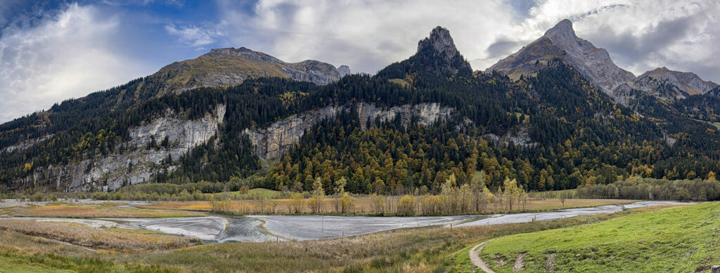 Rundwanderung Tschingel - Pochtenfall - Griesalp - Panorama 1